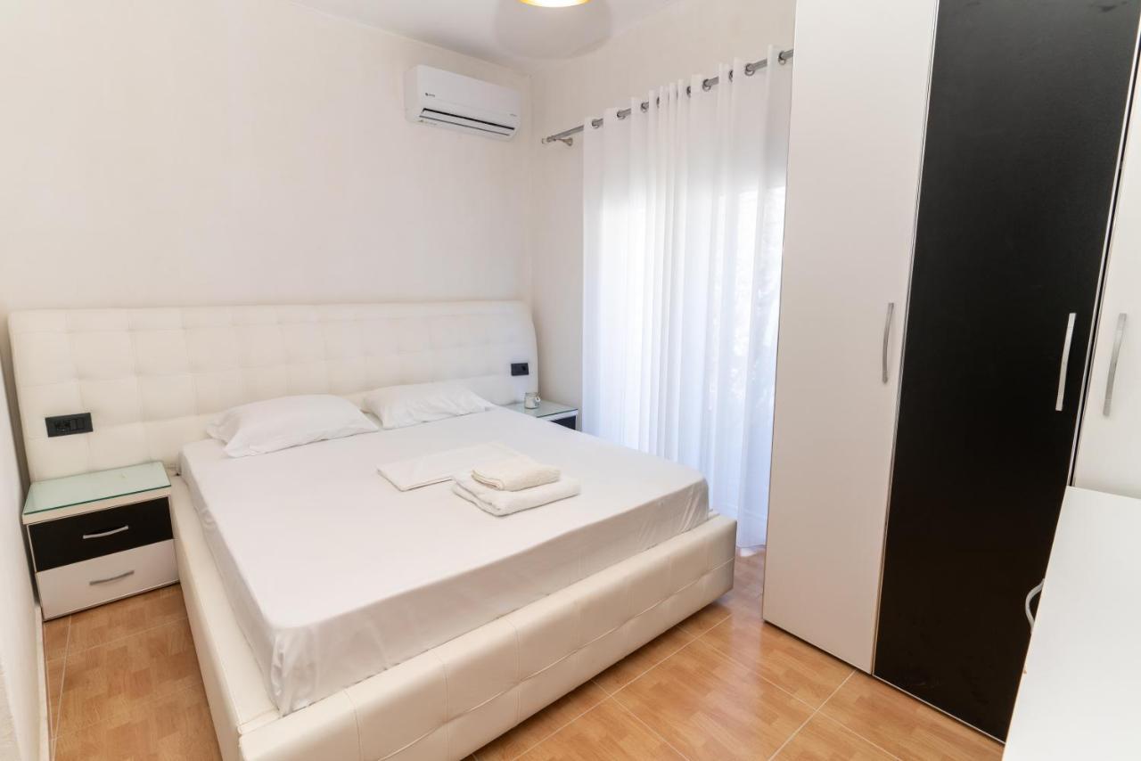 Laa Melossa Sarandë Exteriör bild