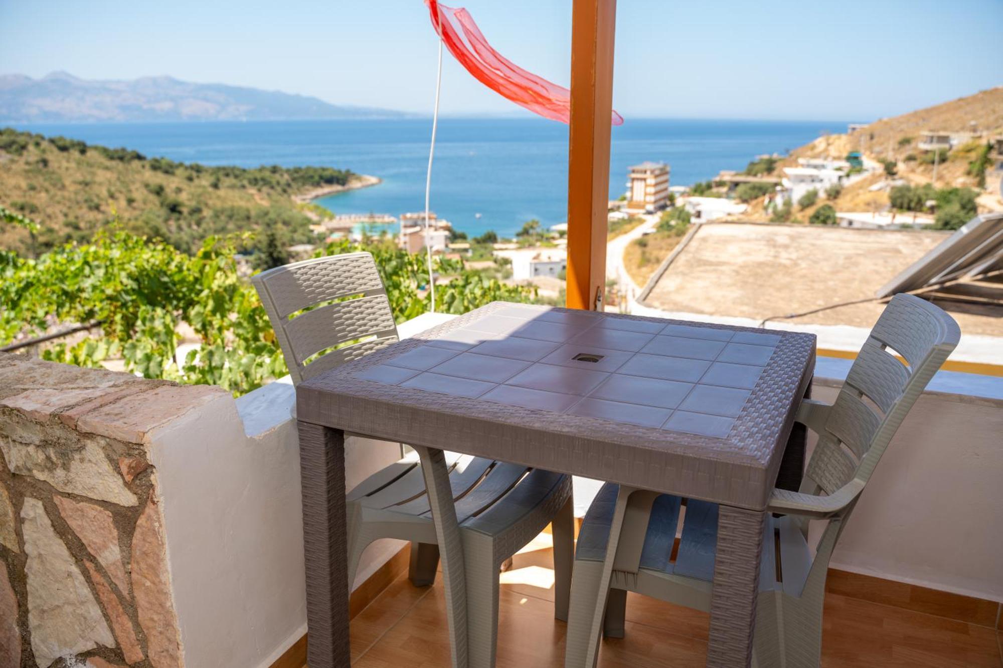 Laa Melossa Sarandë Exteriör bild